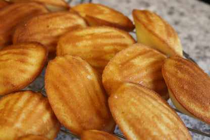 Galletas Madeleine cítricas y mantecosas (12)