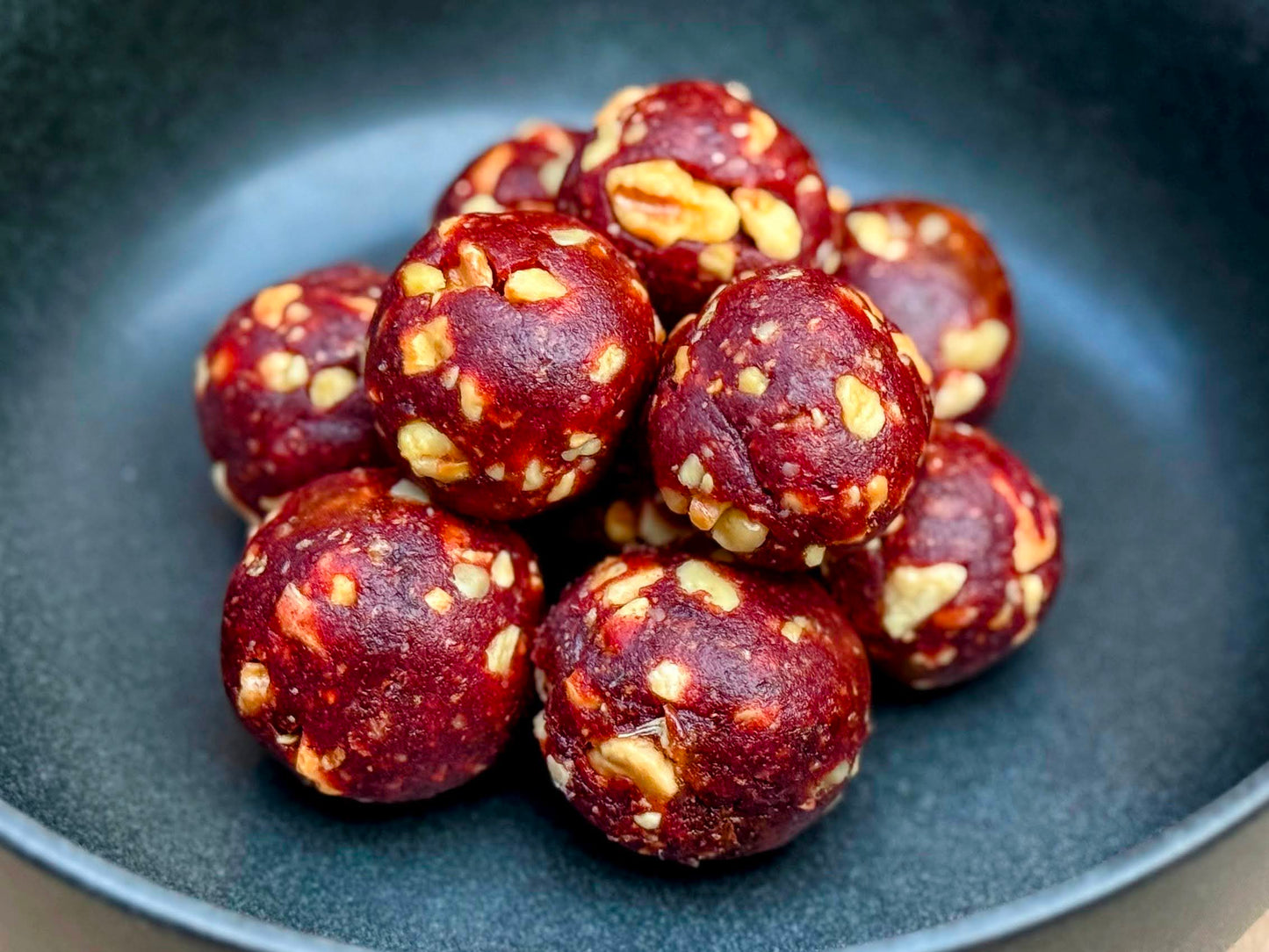 Bolitas de dátiles con sabor a arándanos (8 oz)